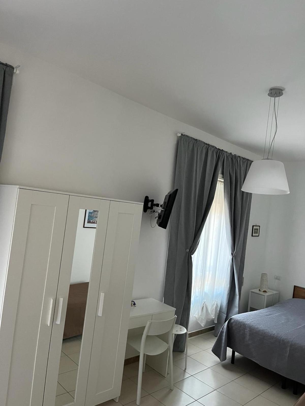 Sorgente 23 Bed and Breakfast Salerno Buitenkant foto