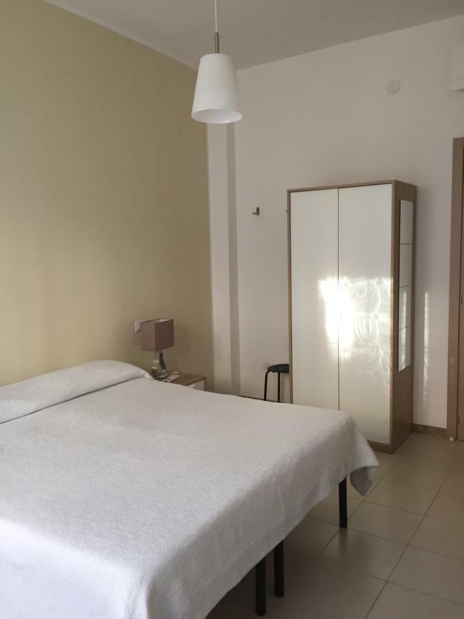 Sorgente 23 Bed and Breakfast Salerno Buitenkant foto